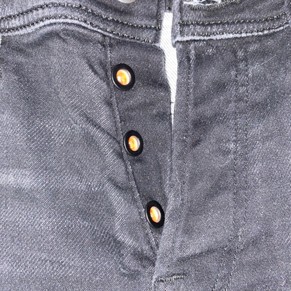 Jeans - Picture 4 of 5